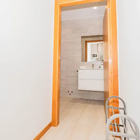 Ybh Nordic Boutique דירה *