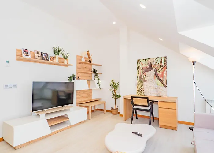 Ybh Nordic Boutique 比戈